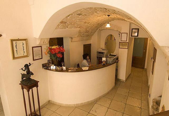 Hotel Palazzo D'Erchia Conversano Eksteriør billede