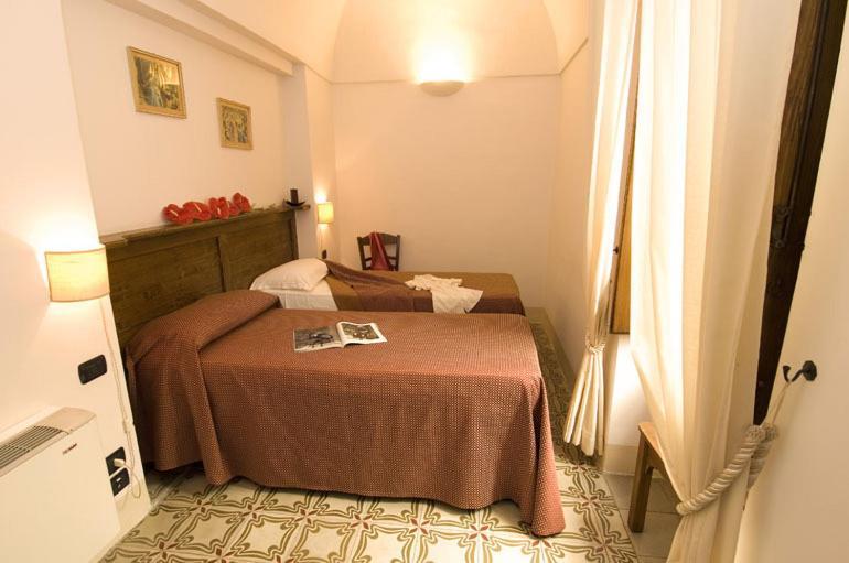 Hotel Palazzo D'Erchia Conversano Eksteriør billede