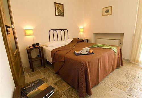 Hotel Palazzo D'Erchia Conversano Eksteriør billede