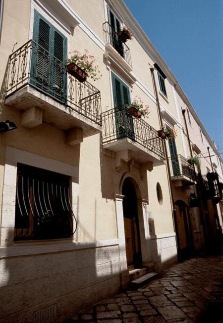 Hotel Palazzo D'Erchia Conversano Eksteriør billede